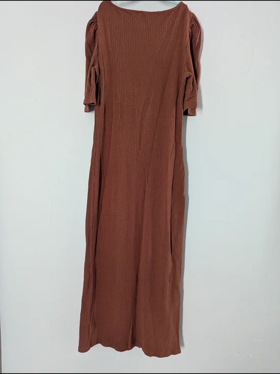 GAP Ribbed Maxi Dress in Rust - Picture 3 of 4